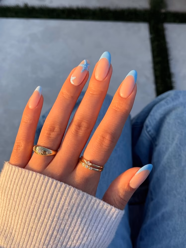 Glazed chrome square nails with a pink aura accent nail