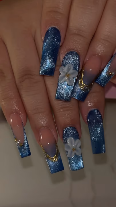 3d Sculpting, Cat Eye, Chrome, Encapsulation — nail work by LuxuryStrokeNails