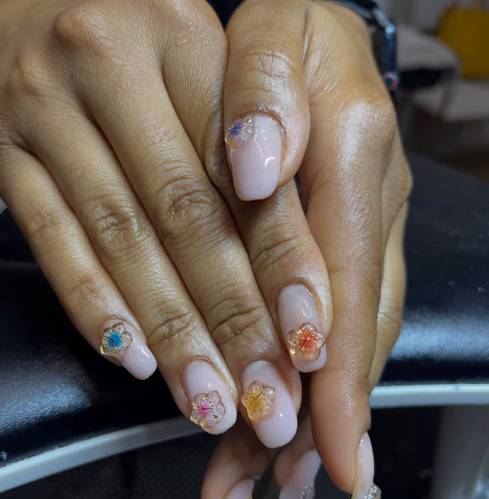 Encapsulation — nail work by Liyah’s Lair