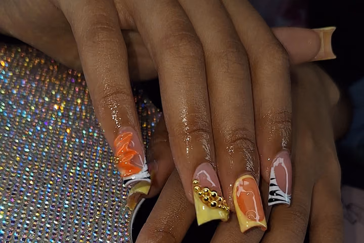 3d Sculpting, Duck, Hardware Placement, Mixed Media — nail work by Nail Your Occassion