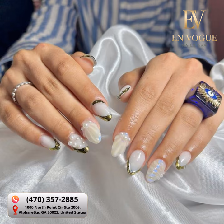 3d Sculpting, Chrome, Gem Placement, Hard Gel — nail work by En Vogue Nails Spa