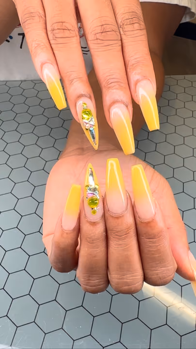 Apex Building, Encapsulation, Extra Long Length, Ombre — nail work by Sophy’s Nail Lab