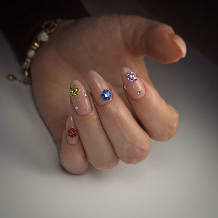 Charm Placement, Crystal Placement — nail work by VESTA BEAUTY NAILS