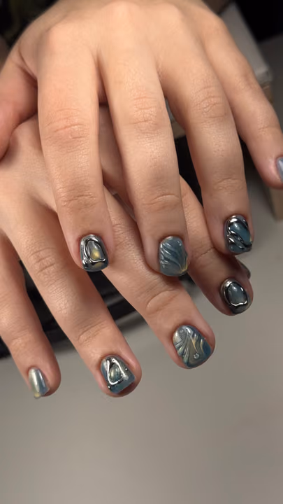 3d Sculpting, Aura Effect, Chrome — nail work by Denise James