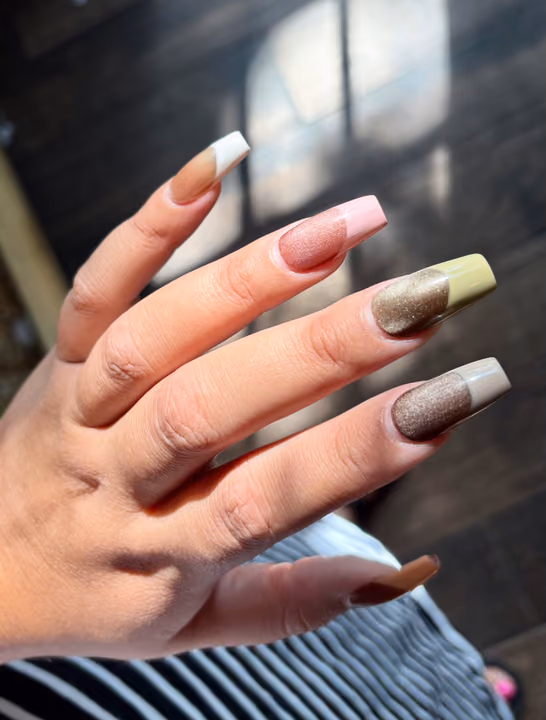 Cat Eye French, Coffin, Velvet Effect — nail work by Judith