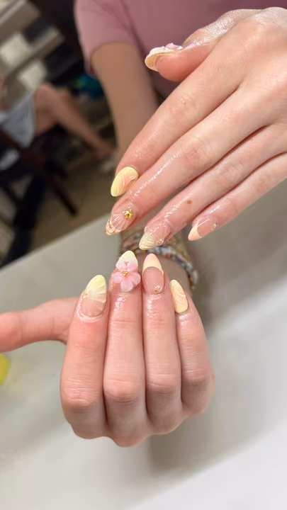 3d Sculpting, Seashell Effect, Textured Finish — nail work by Decatur