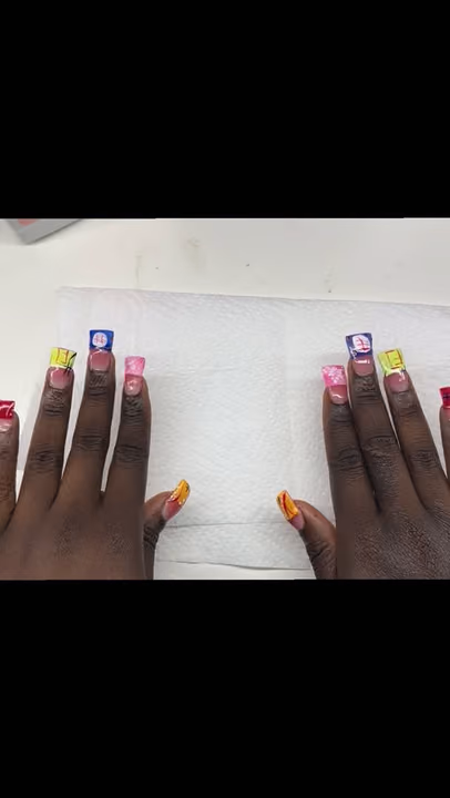 Hand Painting, Encapsulation, Sqoval — nail work by Ann