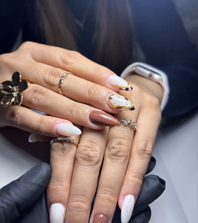 Animal Print, Chrome, Relief Art — nail work by El Chico de las uñas 🇨🇴🇺🇸