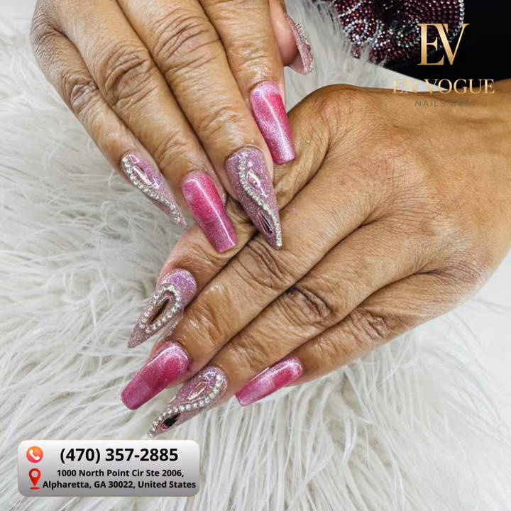 Cat Eye, Coffin, Encapsulation, Rhinestone Placement — nail work by En Vogue Nails Spa