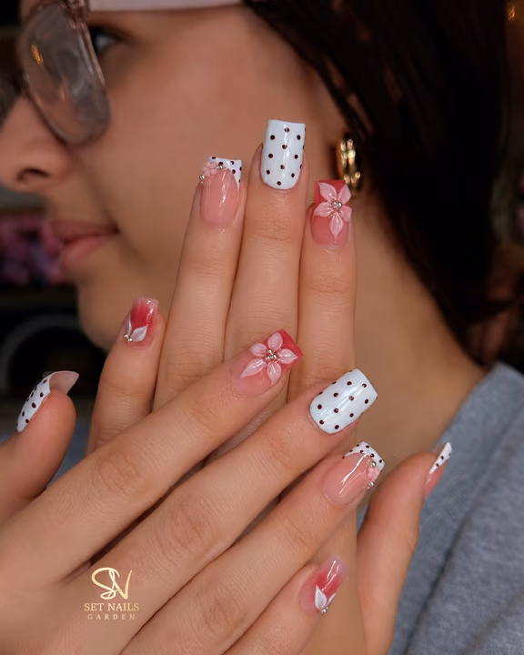 3d Sculpting, Encapsulation, French Manicure, Dot Work — nail work by SET NAILS GARDEN