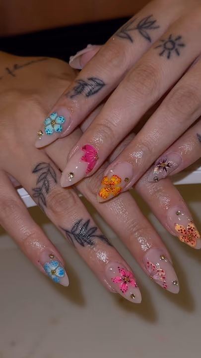 3d Sculpting, Floral Art, Rhinestone Placement — nail work by MALIA M