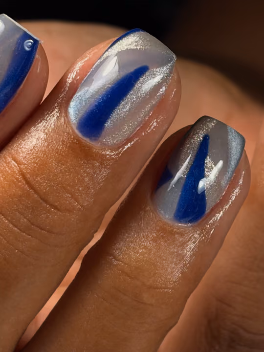 Cat Eye, Encapsulation, Hand Painting, Magnetic Gel — nail work by Sofía Nails Artist