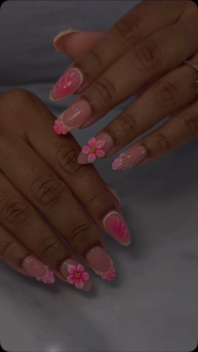 3d Sculpting, Encapsulation, Sculpting, Structured Gel — nail work by Lush Nail Bar Grant Park