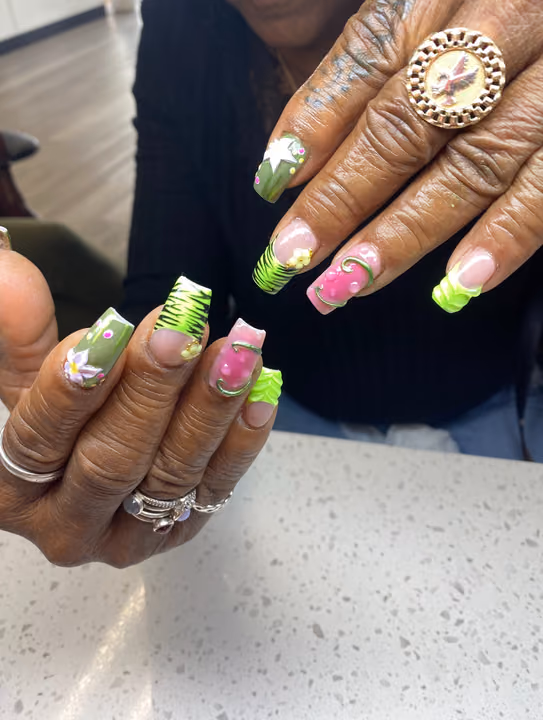 3d Sculpting, Animal Print, Encapsulation, French Manicure — nail work by Nailz.byNelle