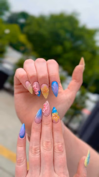 3d Sculpting, Airbrush, Encapsulation, Stiletto — nail work by Lifestyle Nail Bar