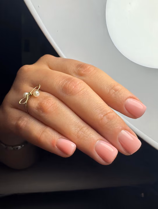 Apex Building, Short Length, Structured Gel — nail work by Keilastudio