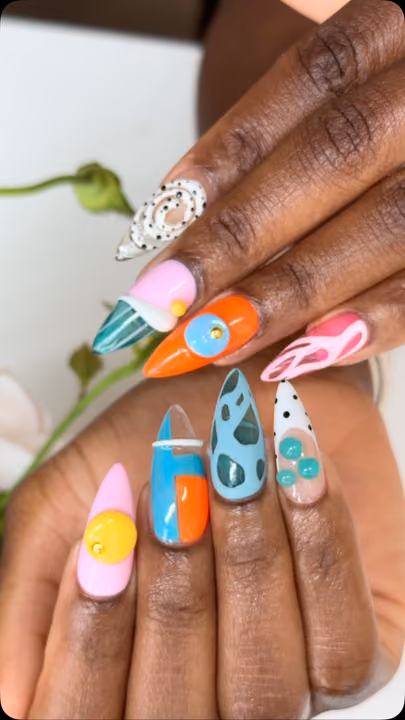 3d Sculpting, Encapsulation, Hand Painting, Mixed Media — nail work by Taylor Le