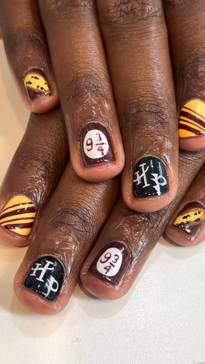 Hand Painting, Line Art, Short Length — nail work by BEELLAGIO NAIL, WAX, & LASH BAR