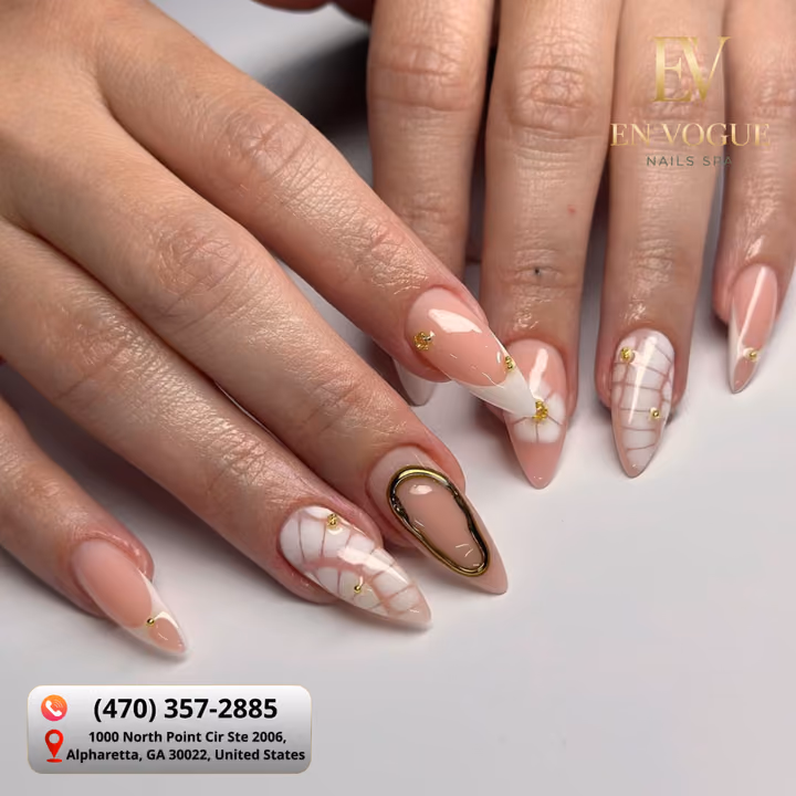 3d Sculpting, Airbrush, Chrome, Encapsulation — nail work by En Vogue Nails Spa