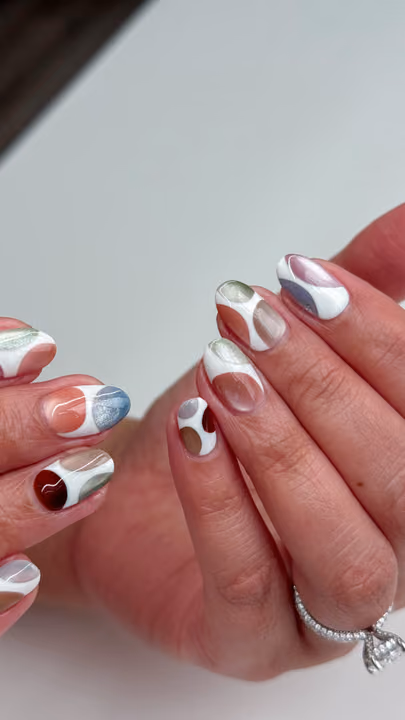 Graphic Art, Negative Space — nail work by Taylor Le