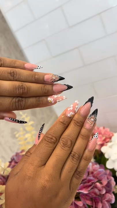 Hand Painting, Dot Work, Stiletto — nail work by Lush Nail Bar Grant Park